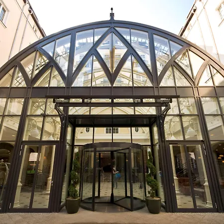 Radisson Blu Hotel, 5*