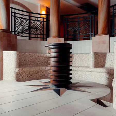 Radisson Blu Hotel, Ξενοδοχείο 5*